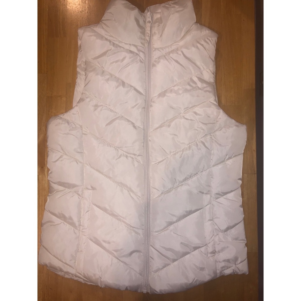 SO White Puffer Vest NEW